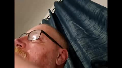 Snapshot of mrnmrsfucks4u chatting on May 7, 1:33 am mrnmrsfucks4u online show from May 7, 1:33 am