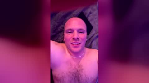 Snapshot of mrobb2318 chatting on March 21, 8:19 am mrobb2318 online show from March 21, 8:19 am