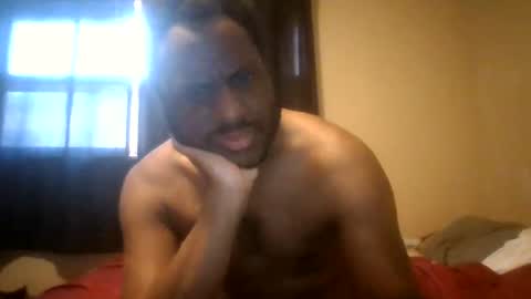 Snapshot of mroutla chatting on July 1, 11:26 pm shaun online show from July 1, 11:26 pm