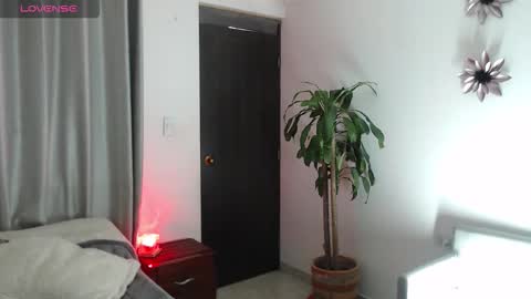 Snapshot of mrs_deborah chatting on September 12, 9:04 pm mrs_deborah online show from September 12, 9:04 pm