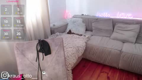 Snapshot of mrs_kitty69 chatting on July 17, 9:16 am mrs kitty69 online show from July 17, 9:16 am