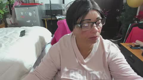 mrs_mommy online show from November 26, 6:31 pm