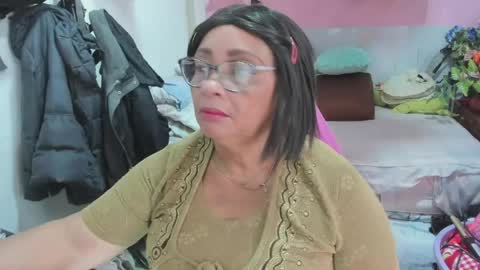 mrs_mommy online show from May 19, 6:58 pm