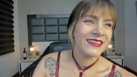 Snapshot of mrs_regina_clk chatting on June 26, 4:17 am Regina online show from June 26, 4:17 am