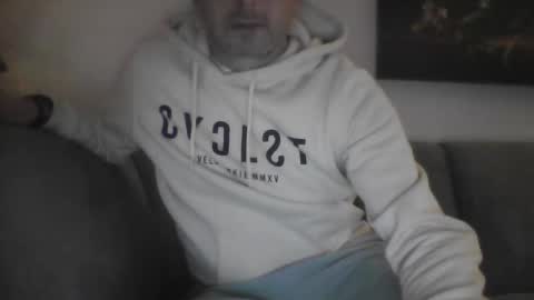 Mrserenade online show from December 16, 7:00 pm