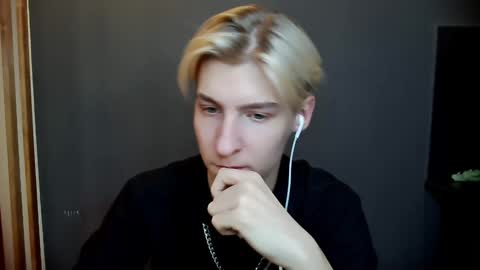 Snapshot of mrsexycum4u chatting on January 3, 1:03 pm Adam online show from January 3, 1:03 pm