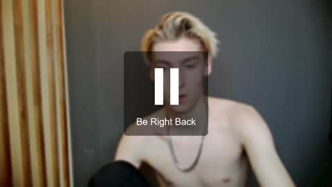 Snapshot of mrsexycum4u chatting on January 10, 10:04 pm Adam online show from January 10, 10:04 pm