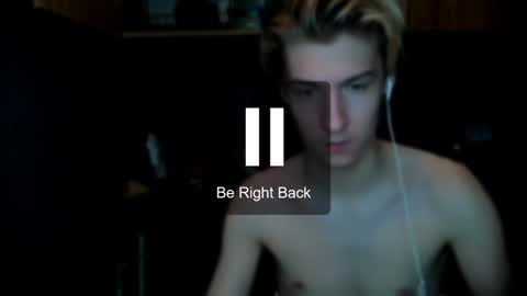 Snapshot of mrsexycum4u chatting on January 31, 4:03 am Adam online show from January 31, 4:03 am