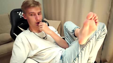 Snapshot of mrsexycum4u chatting on September 26, 8:46 pm Adam online show from September 26, 8:46 pm