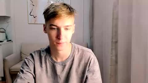 Snapshot of mrsexycum4u chatting on November 26, 7:59 pm Adam online show from November 26, 7:59 pm