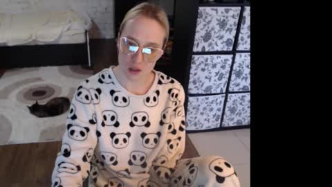 Sasha online show from March 30, 4:24 am