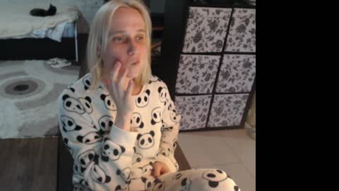 Sasha online show from April 23, 3:58 pm