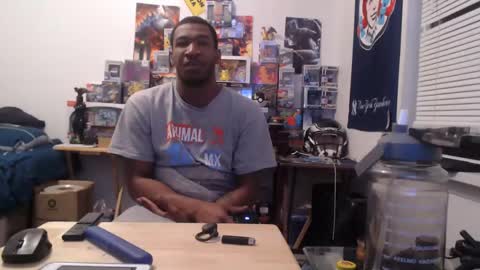 mrsoonicexrated online show from March 4, 8:35 am