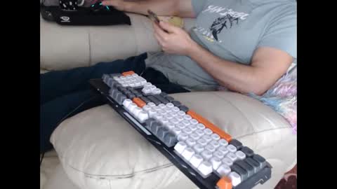 Snapshot of mrstraightdic chatting on November 5, 11:10 am mrstraightdic online show from November 5, 11:10 am