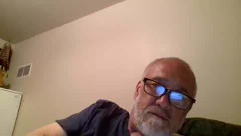 mrtease5 online show from April 29, 4:38 am