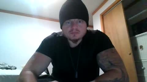 Snapshot of mrthick954 chatting on October 18, 1:19 am mrthick954 online show from October 18, 1:19 am