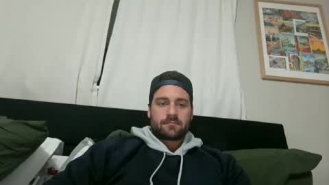 mrthickly818 online show from February 3, 3:26 am