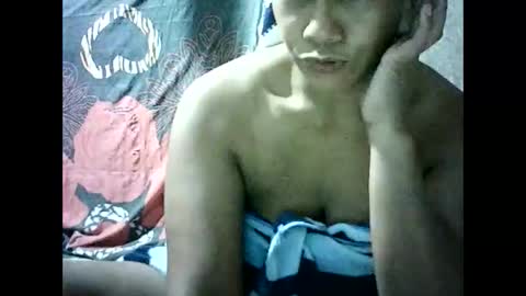 Snapshot of ms_charm04 chatting on June 4, 6:41 am ms_charm04 online show from June 4, 6:41 am