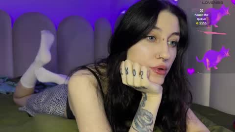 Dita online show from April 13, 1:05 pm