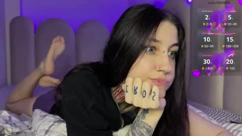 Dita online show from April 27, 4:49 pm