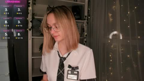 Elizabeth online show from January 23, 8:13 pm