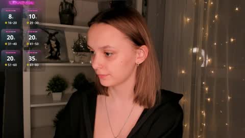 Elizabeth online show from February 20, 8:47 pm