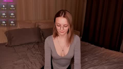 Elizabeth online show from February 28, 6:09 pm