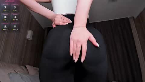 Elizabeth online show from October 19, 12:50 pm