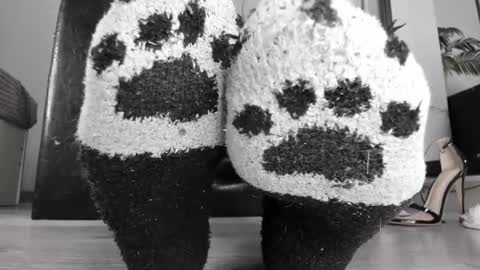 Snapshot of ms_enigma chatting on February 27, 12:23 pm Goddess. Miss. Lady. Queen. Madam Milady online show from February 27, 12:23 pm