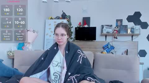 Ms ForYOU online show from March 19, 4:05 am