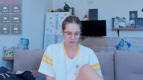 Ms ForYOU online show from April 23, 3:41 am