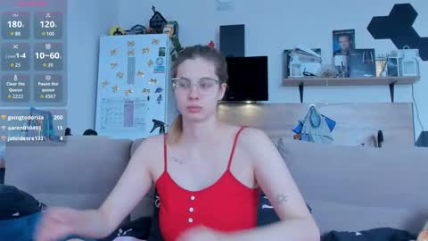 Snapshot of ms_foryou chatting on May 2, 4:17 am Ms ForYOU online show from May 2, 4:17 am