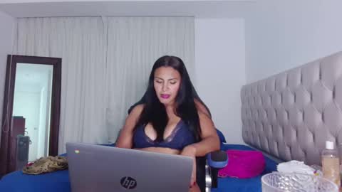 Snapshot of ms_freya chatting on February 19, 2:44 am Freya online show from February 19, 2:44 am