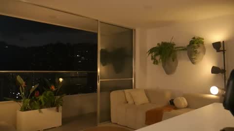 Samantha online show from February 18, 11:33 pm