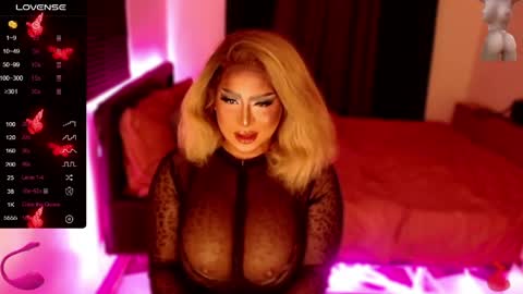 Samantha online show from April 21, 7:03 am