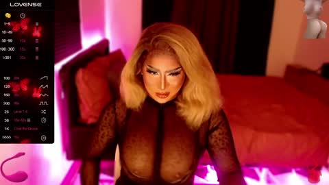 Samantha online show from April 27, 4:43 am