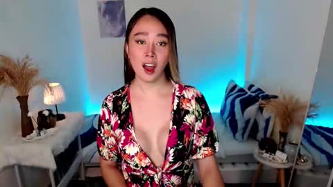 Evon online show from December 23, 1:14 am