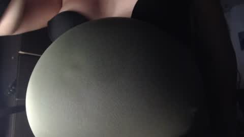 Snapshot of ms_millie11 chatting on July 28, 6:20 pm Millie online show from July 28, 6:20 pm