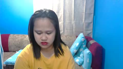 Snapshot of ms_nathalie chatting on February 12, 11:41 pm Nathalie online show from February 12, 11:41 pm
