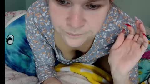 Snapshot of ms_queen chatting on December 18, 3:12 am missqueenbbw online show from December 18, 3:12 am