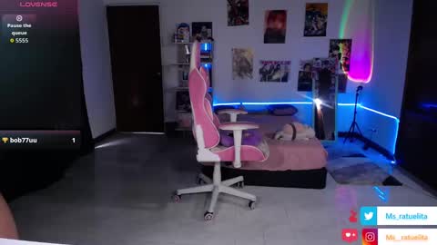 Manuela3 online show from October 7, 4:59 pm