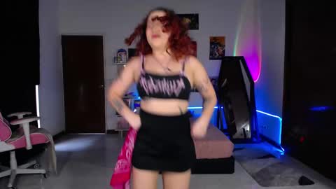 Manuela3 online show from November 5, 4:51 pm