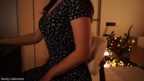 Your M online show from December 18, 2:12 pm