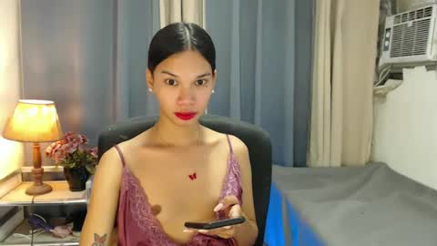 andrea online show from December 11, 10:58 am