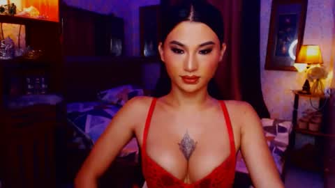 Snapshot of msasianbigcockts chatting on March 6, 2:19 am Thea online show from March 6, 2:19 am