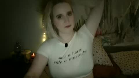 msclairewhatever online show from October 3, 3:14 am