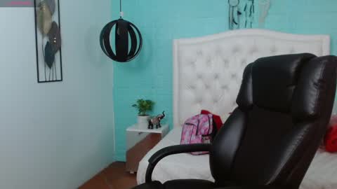 Snapshot of msjossie chatting on March 4, 2:27 am Jossie online show from March 4, 2:27 am