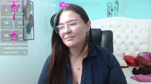 Snapshot of msjossie chatting on March 4, 5:32 am Jossie online show from March 4, 5:32 am