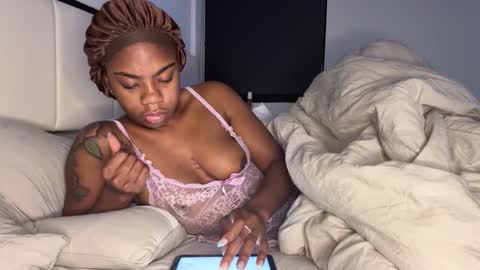 Snapshot of mskitty000 chatting on January 14, 5:46 am mskitty000 online show from January 14, 5:46 am