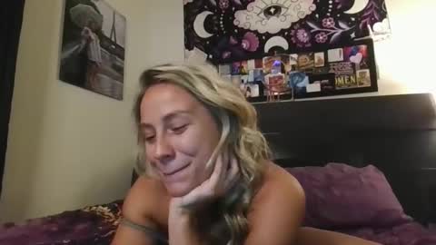 msmariesummers online show from September 16, 12:22 am